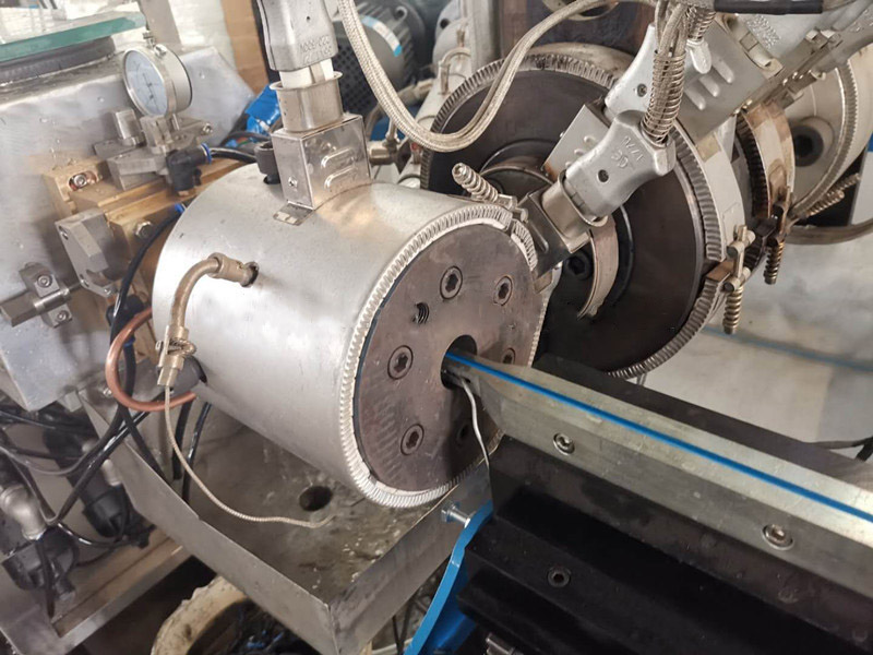 Strip Type Drip Irrigation Pipe Making Machine Strip Type Drip Irrigation Pipe Making Machine